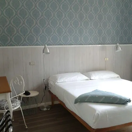 Malta מלון מילאנו