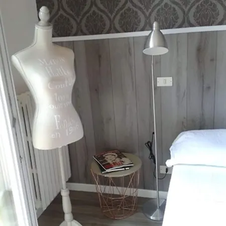 Malta מלון מילאנו